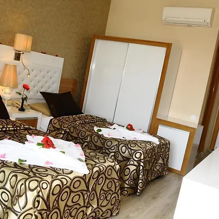 Club Tess 4*