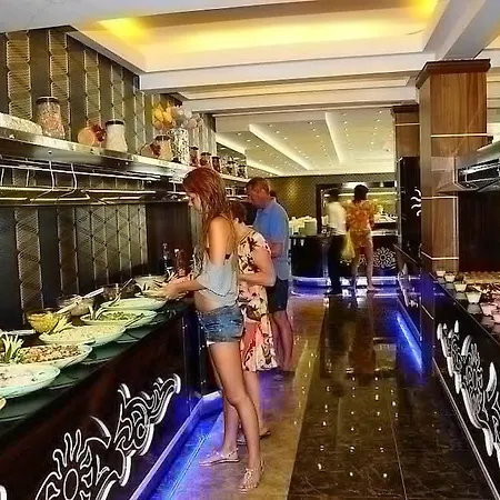Club Tess 4*