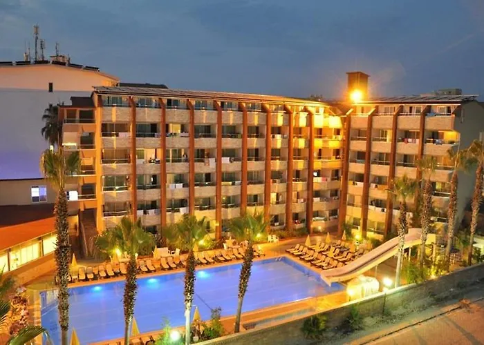 Club Tess Hotell 4*