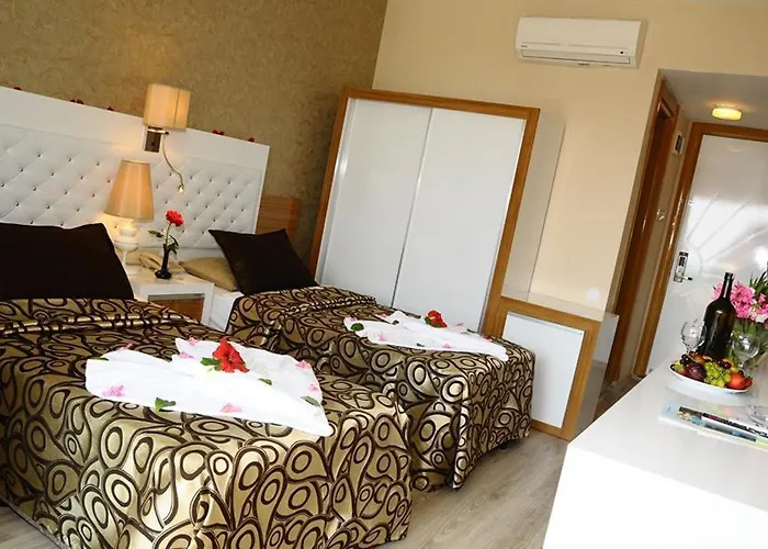 Club Tess 4*