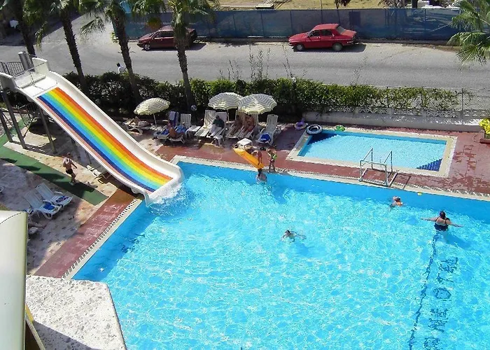 Hotell Club Tess 4*