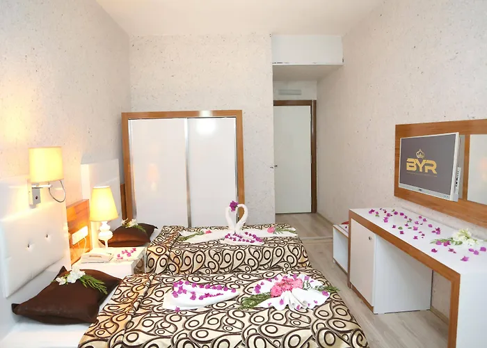 Hotell Club Tess 4*