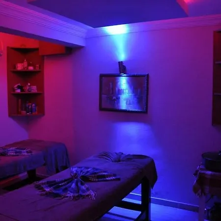 Club Tess Konaklı