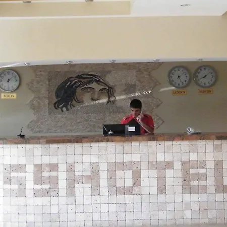 Otel Club Tess Konaklı