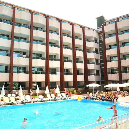 Hotel Club Tess 4*