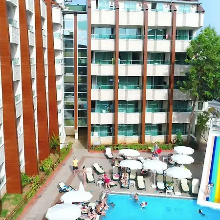 Hotel Club Tess