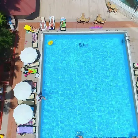 Club Tess 4*