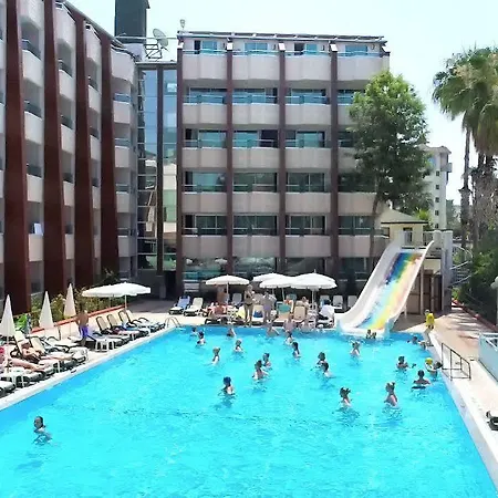 Hotel Club Tess