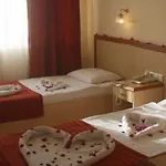 Club Tess 4*