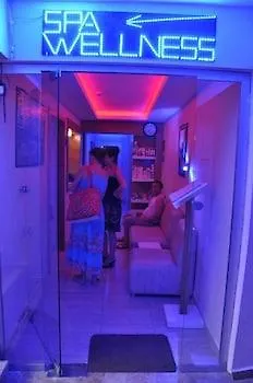Club Tess Hotel 4*